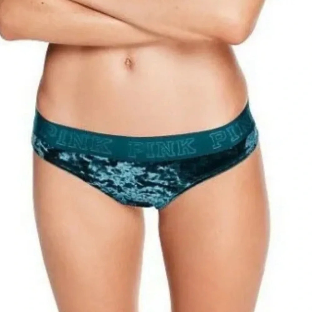 Victorias Secret  SEXY THONG Panties bundle NWT size S